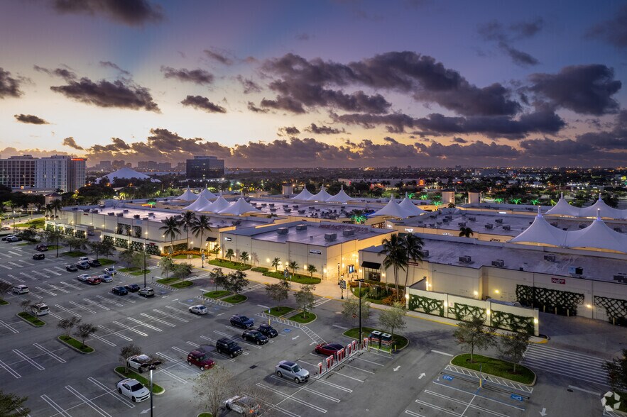 More Photos Of 1801 Palm Beach Lakes Blvd, West Palm Beach Unknown For Lease
