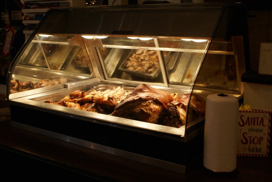 More Photos Of 8771 US Highway 301 S, Jacksonville Restaurant For Sale