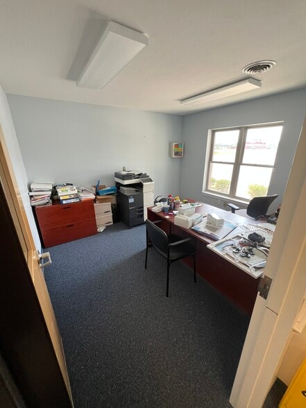 More Photos Of 82 Capital Dr, Warsaw Daycare Center For Sale