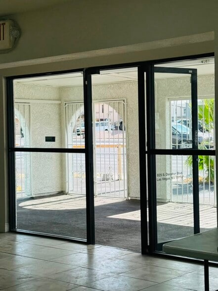 More Photos Of 825 S Decatur Blvd, Las Vegas Freestanding For Sale