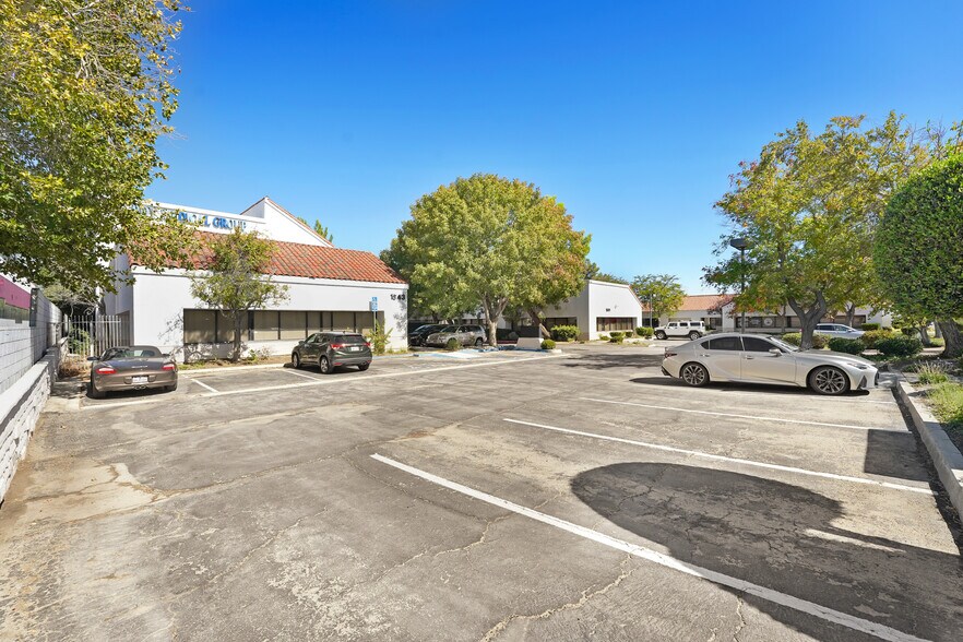 More Photos Of , Palmdale Office For Sale