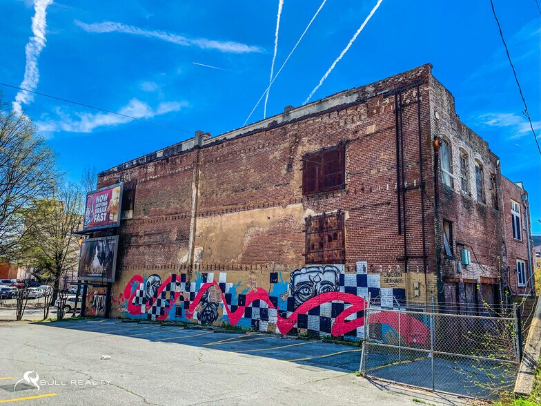 More Photos Of 165 Peachtree St SW, Atlanta Storefront Retail Office For Sale