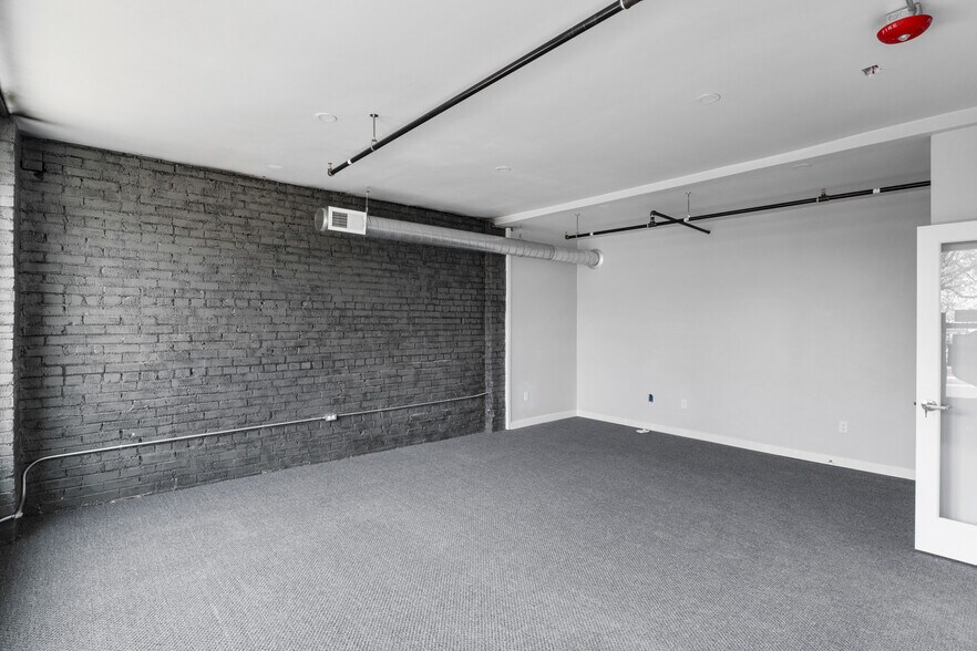 More Photos Of 333-339 Main St, Mead Storefront For Sale