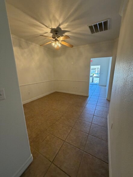 More Photos Of 3000 Joe Dimaggio Blvd, Round Rock Medical For Lease