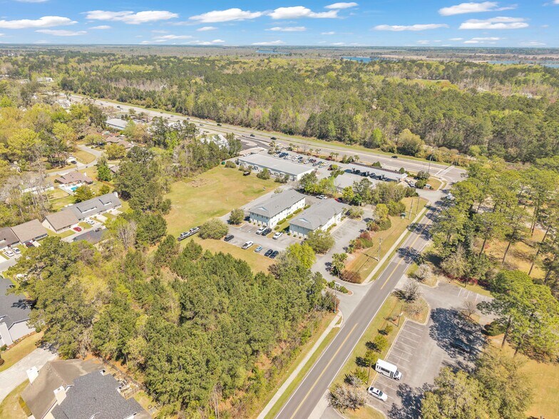 More Photos Of 100 Timber Trail Rd, Richmond Hill Office For Sale
