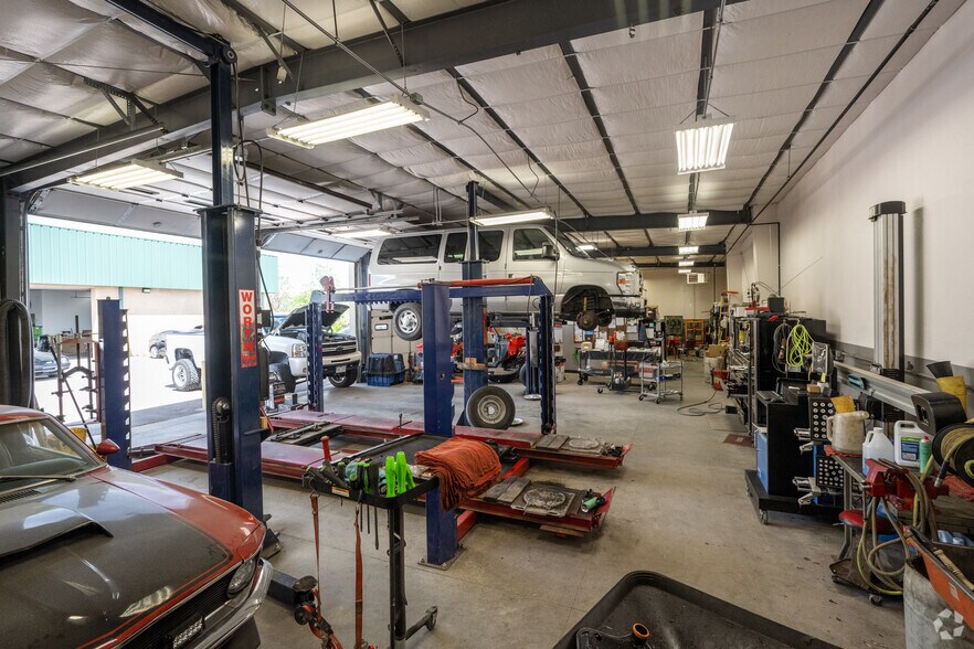 More Photos Of 10755-10759 Maltese Pt, Peyton Warehouse For Sale