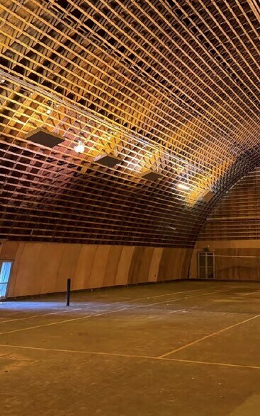 More Photos Of 99 Wall St, Valhalla Manufacturing For Sale