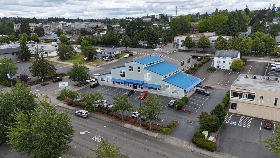 More Photos Of 22014 7th Ave S, Des Moines Medical For Sale