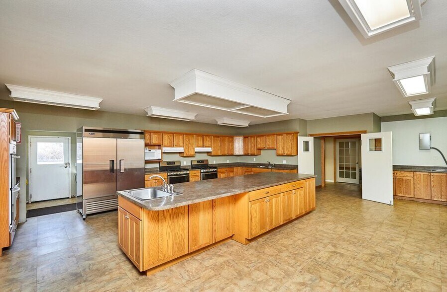 More Photos Of 22952 141st Dr, Bouton Religious Facility For Sale