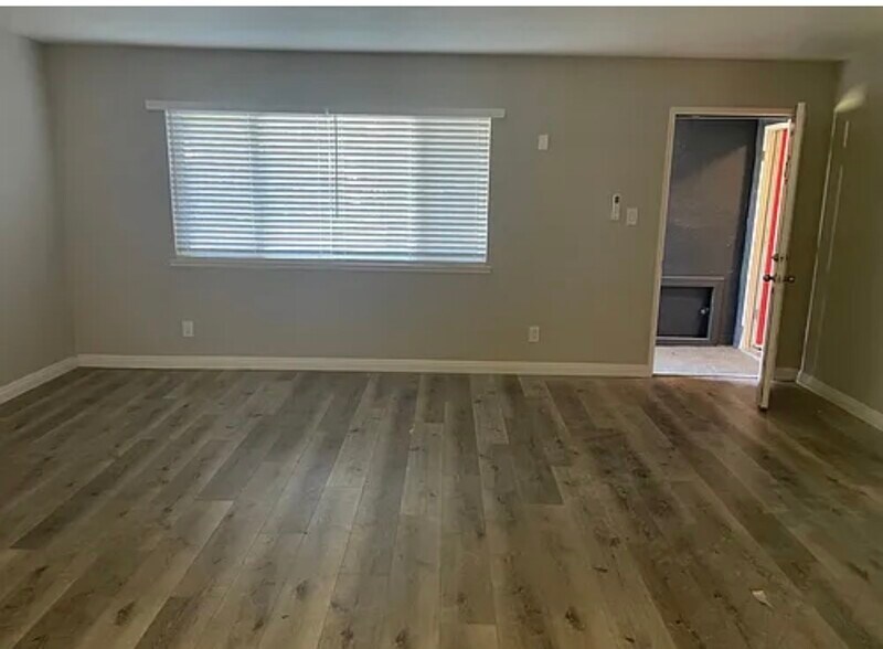 More Photos Of 163 Pleasant Ave, Auburn Apartments For Sale