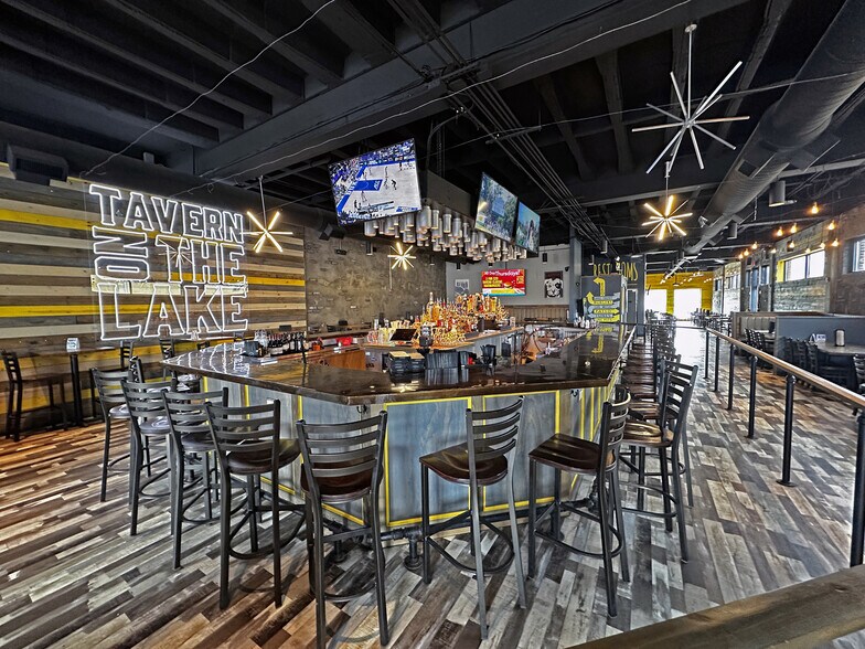 More Photos Of 200 Main St, Hobart Restaurant For Sale