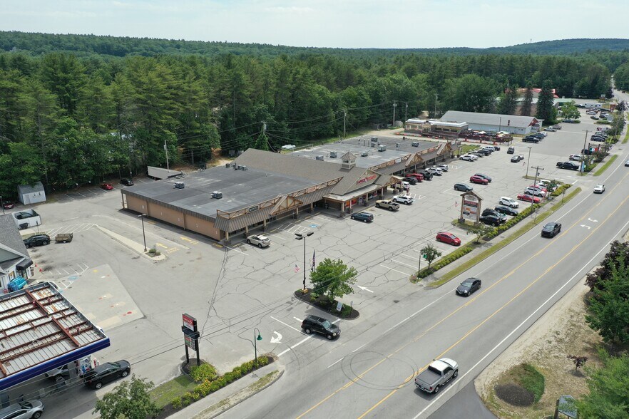 More Photos Of 1233 Roosevelt Trl, Raymond Storefront For Lease