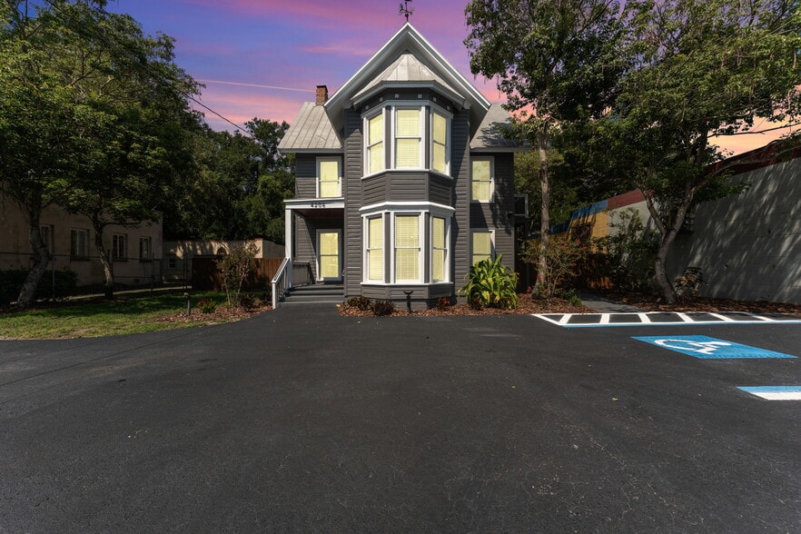 Primary Photo Of 4206 N Nebraska Ave, Tampa Loft Creative Space For Sale