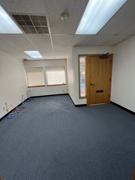 More Photos Of 16770 NE 79th St, Redmond Office For Lease