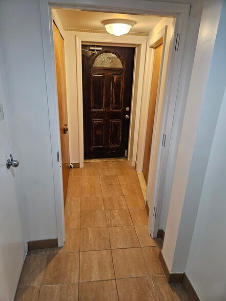 More Photos Of 4605 30th Ave, Astoria Apartments For Lease