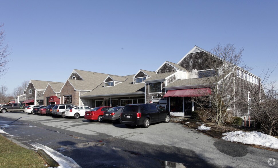 More Photos Of 205 Worcester Ct, Falmouth Loft Creative Space For Sale