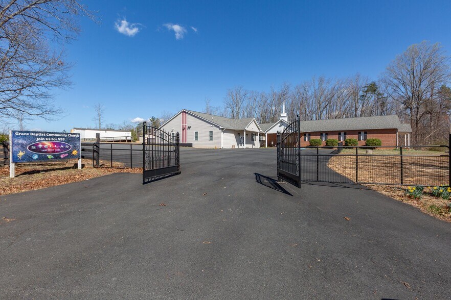 More Photos Of 378 John Tucker Rd, Madison Religious Facility For Sale