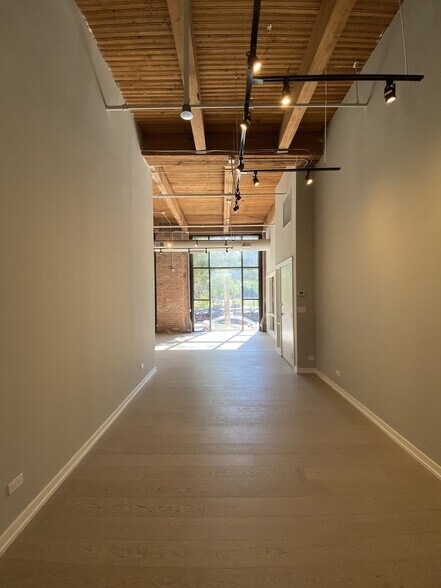 More Photos Of 112 S Sangamon St, Chicago Office For Lease