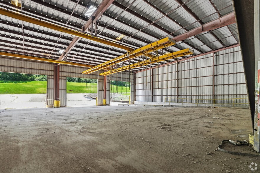 More Photos Of 105 Scr 25, Taylorsville Manufacturing For Sale