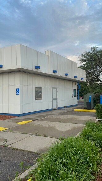 More Photos Of 17431 Dix Rd, Melvindale Fast Food For Lease