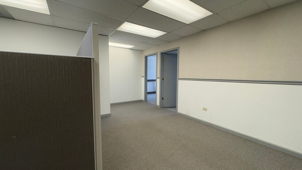 More Photos Of 12640 W Cedar Dr, Lakewood Office For Lease