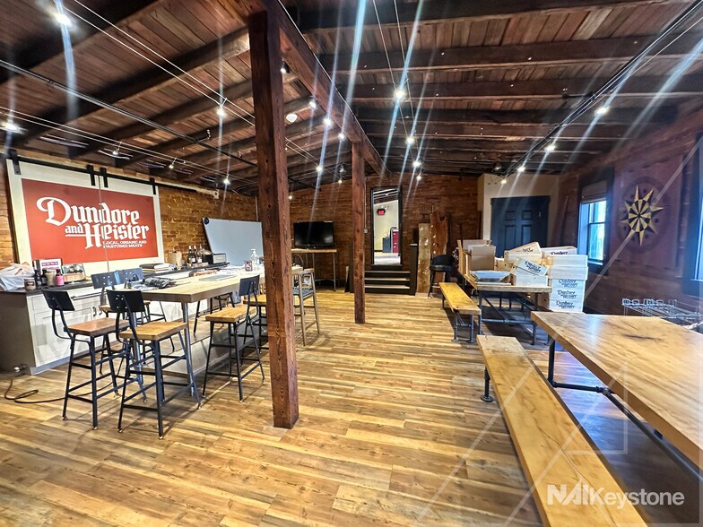 More Photos Of 1331 Penn Ave, Wyomissing Storefront Retail Office For Lease