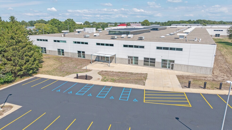 More Photos Of 13467 Quincy St, Holland Distribution For Lease