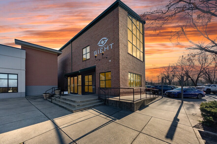 More Photos Of 12 Chatham Heights Rd, Fredericksburg Medical For Sale