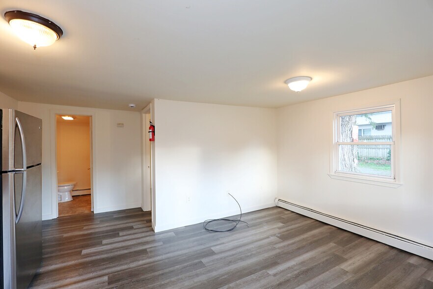 More Photos Of 181 Glenerie Blvd, Saugerties Apartments For Sale