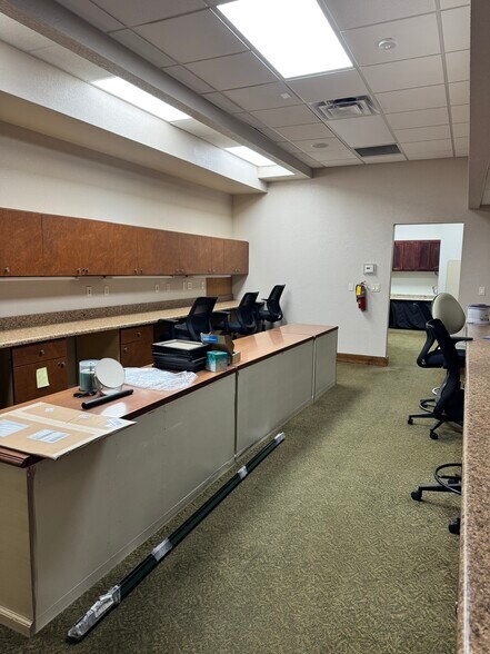 More Photos Of 2400 Hooks St, Clermont Medical For Lease