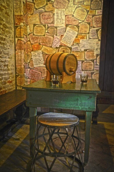 More Photos Of 304 S Wells St, Lake Geneva Hotel For Sale