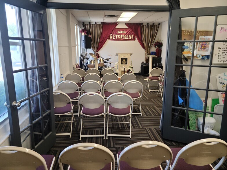 More Photos Of 1751 Alexander St, West Valley Coworking Space