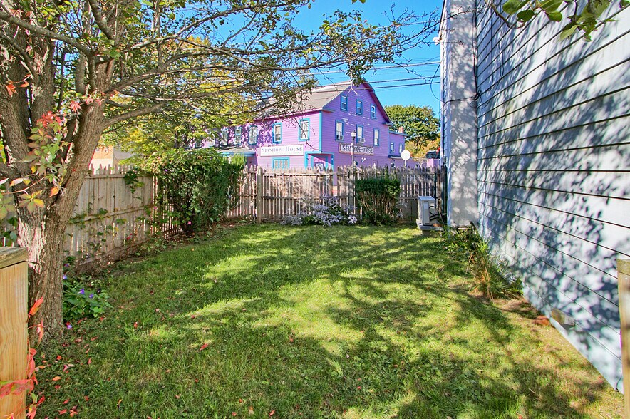 More Photos Of 36 Main St, Stanhope General Retail For Sale