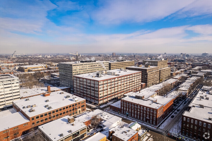 More Photos Of 5455 De Gaspé Av, Montréal Loft Creative Space For Lease