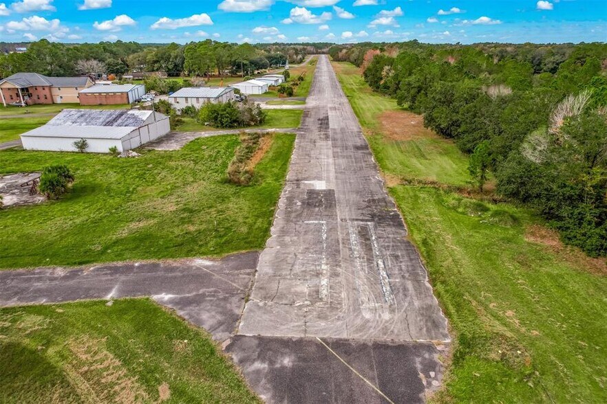 More Photos Of 96168 Cessna Dr, Yulee Airplane Hangar For Sale