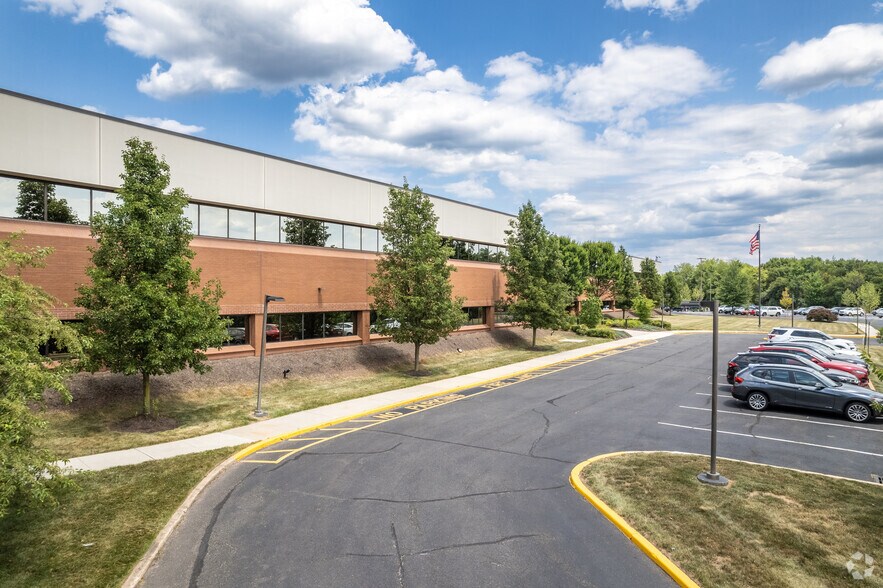 More Photos Of 3040 US Highway 22, Branchburg Office For Lease