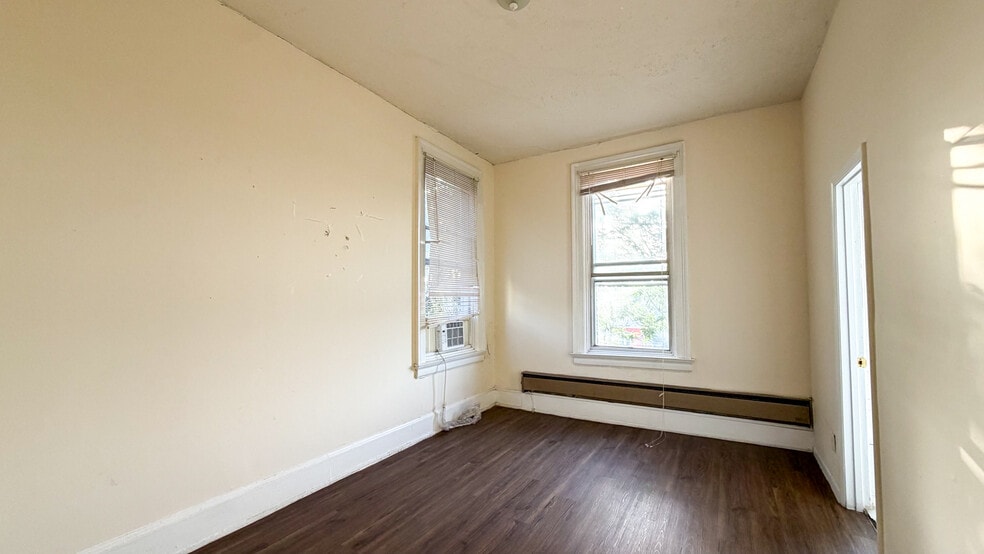 More Photos Of 24 E University Ave, Cincinnati Apartments For Sale