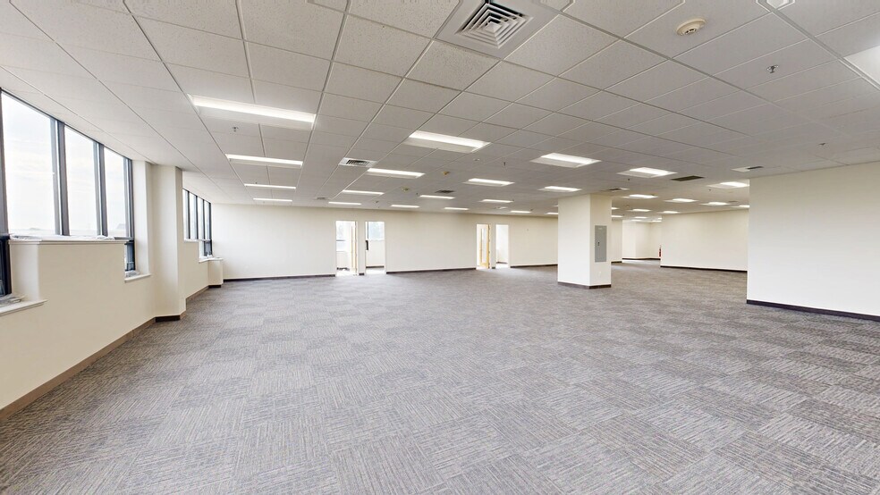 More Photos Of 1 Greenwich St, Stewartsville Medical For Lease