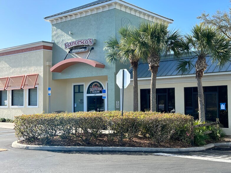 More Photos Of 16770 S Us Highway 441, Summerfield Unknown For Lease