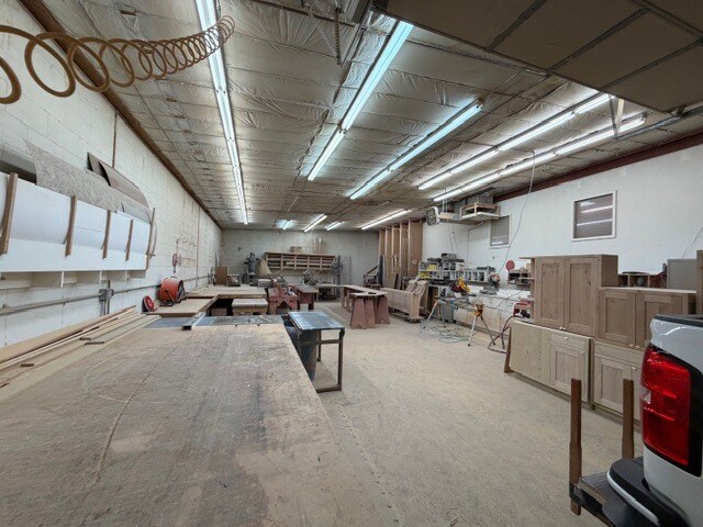 More Photos Of 770 Lemay Ferry Rd, Saint Louis Manufacturing For Sale