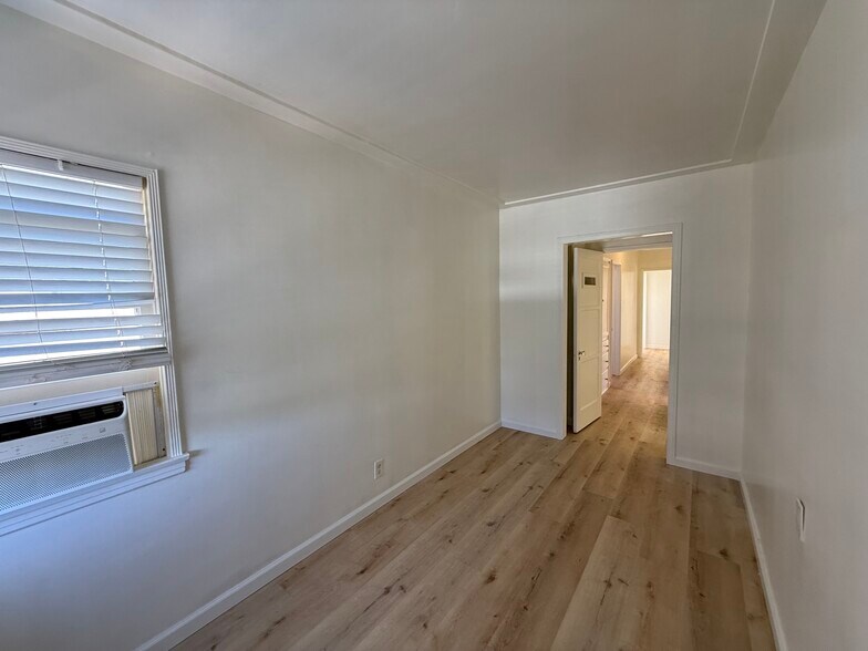 More Photos Of 4343 Laurel Canyon Blvd, Studio City Office For Lease