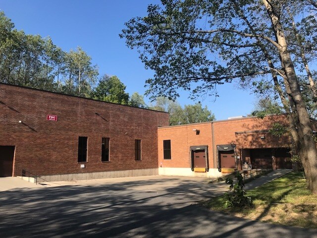 More Photos Of 2392 Route 9, Mechanicville Distribution For Lease
