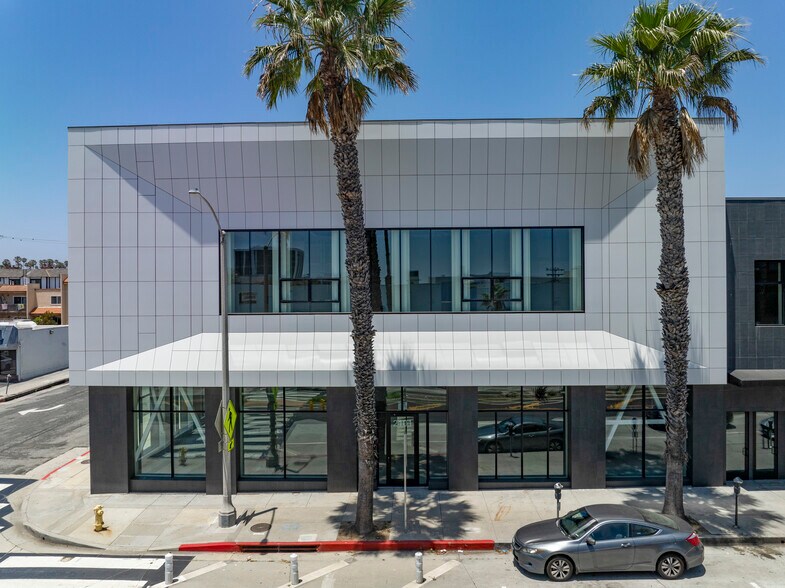 More Photos Of 2101 Wilshire Blvd, Santa Monica Medical For Sale