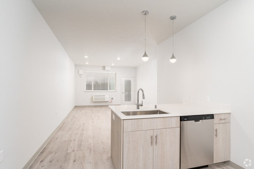 More Photos Of 15922 E Valleyway Ave, Spokane Valley Apartments For Sale