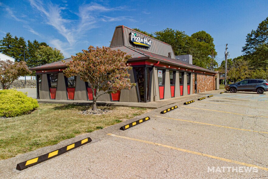 More Photos Of 1041 US Highway 181, Portland Restaurant For Sale