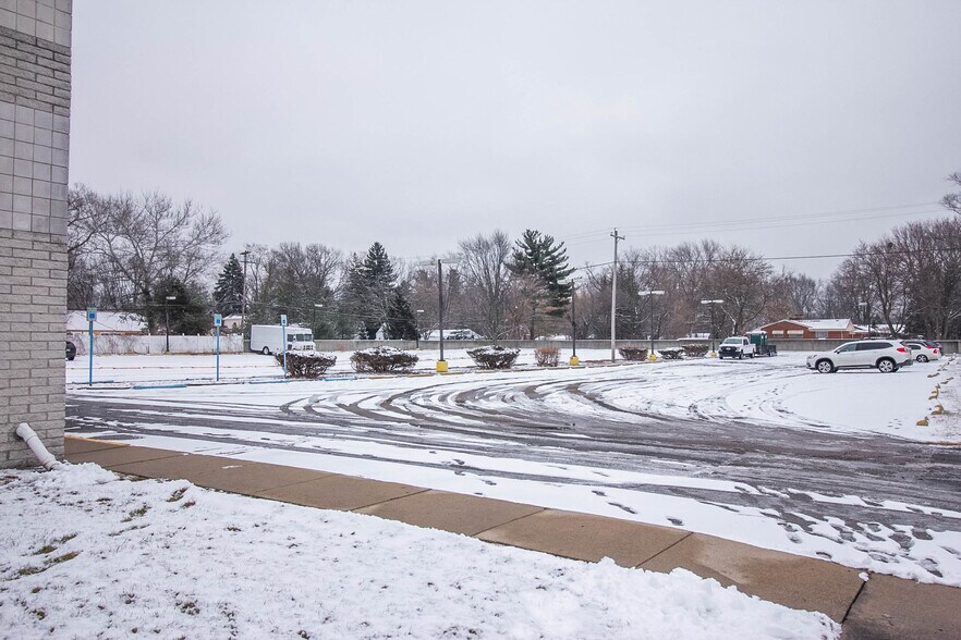 More Photos Of 31117 Plymouth Rd, Livonia Lodge Meeting Hall For Sale