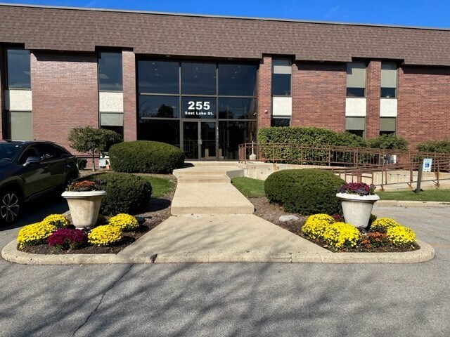 More Photos Of 255 E Lake St, Bloomingdale Office For Lease