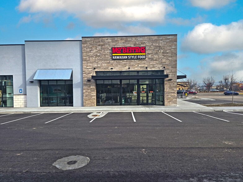 More Photos Of 1255 N Happy Valley Rd, Nampa Restaurant For Sale