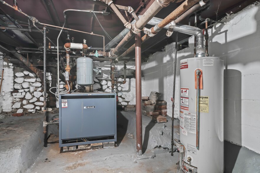 More Photos Of 509 Liberty Ave, Brooklyn Funeral Home For Sale