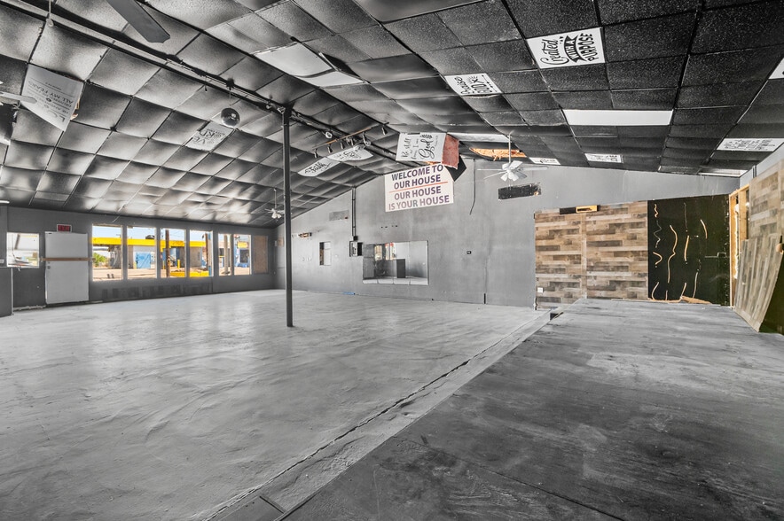More Photos Of 2423 Palo Alto Rd, San Antonio Convenience Store For Sale